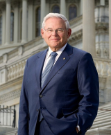 Senate Democrats Urge Menendez's Resignation Amid Bribery Charges